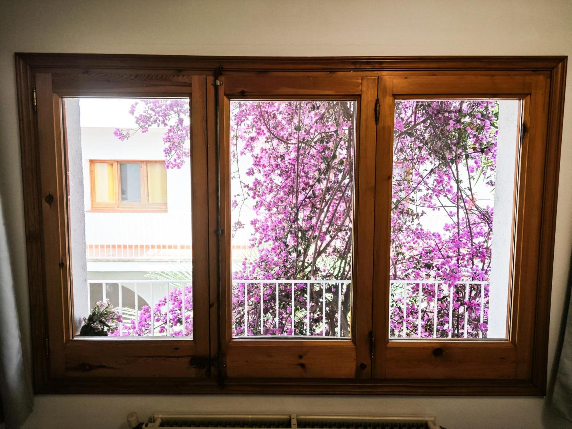 El Penell Apartament Llevant Vilamaniscle Luaran gambar